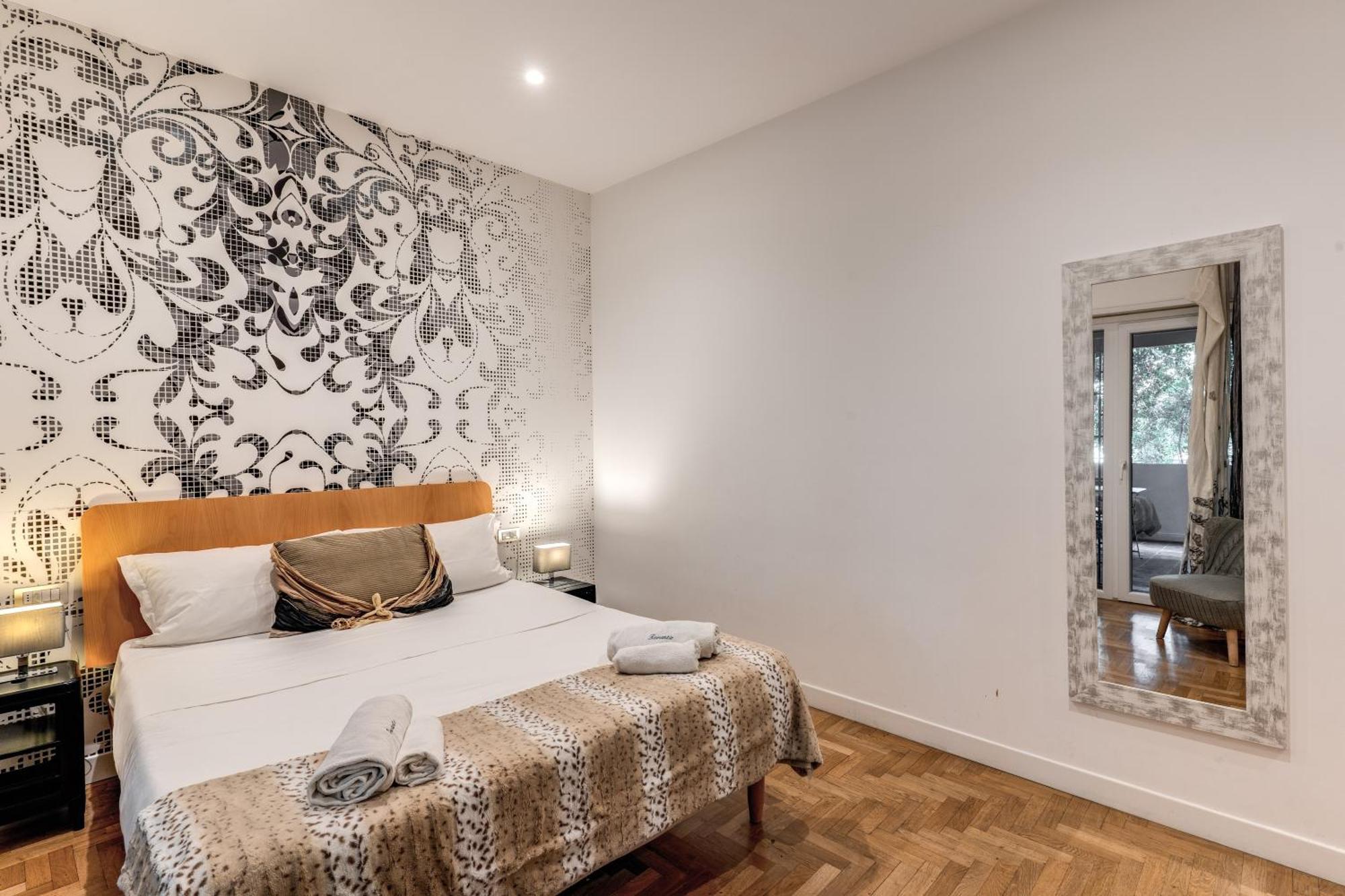 Romantic Piccolomini Lux Guest House Exterior photo